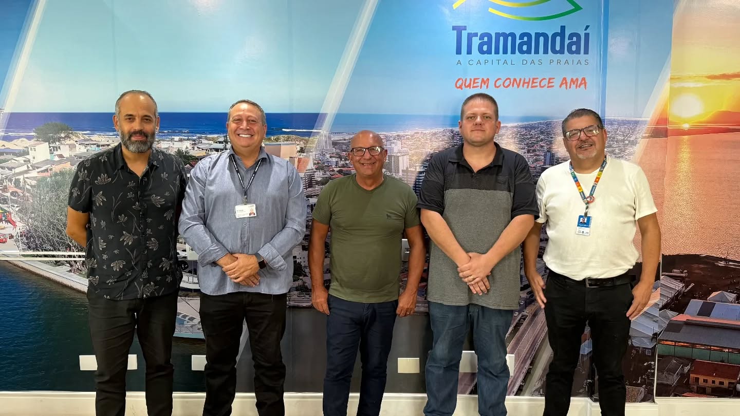 Na tarde desta segunda-feira (23/03), o prefeito Juarezinho recebeu em seu gabinete o assessor parlamentar do deputado estadual Gustavo Victorino (Republicanos), Sgt. Everson Magni, para a entrega de uma emenda no valor de R$ 200 mil, destinada a investimentos no município.