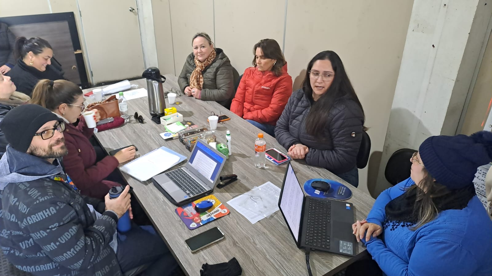 CME DE TRAMANDAÍ DISCUTE ATUALIZAÇÕES LEGISLATIVAS E AVANÇOS NA GESTÃO EDUCACIONAL